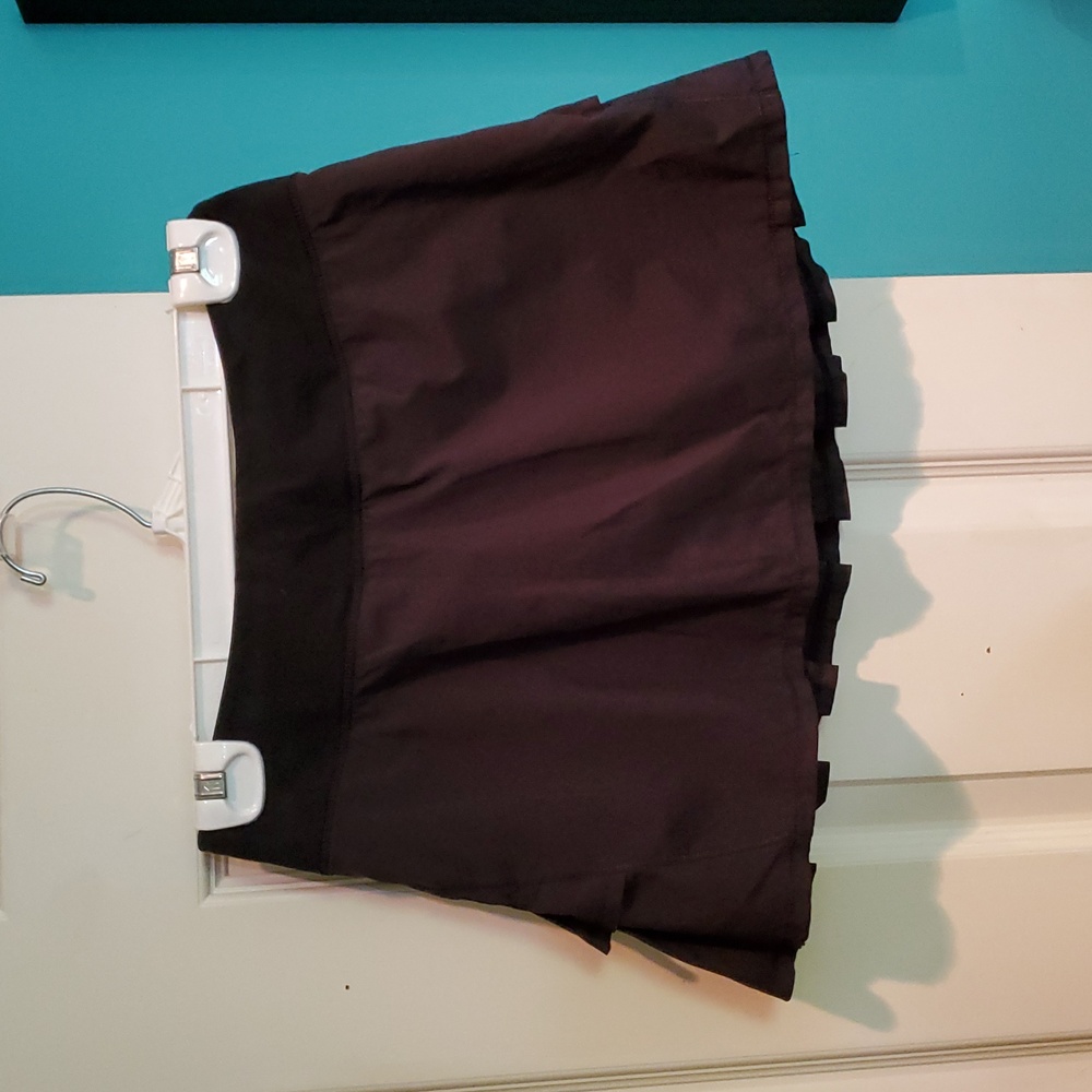 Ivivva Black Ruffled Skirt Size 14(girls) Lululemon size (0-1)